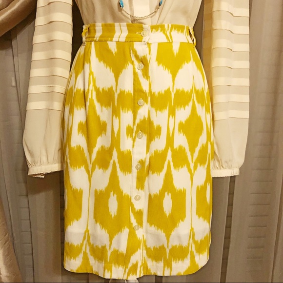 EUC Ann Taylor LOFT Yellow White Ikat Skirt - Picture 4 of 6
